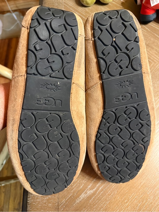 UGG Mens Tan Slippers Size 13 main image 4